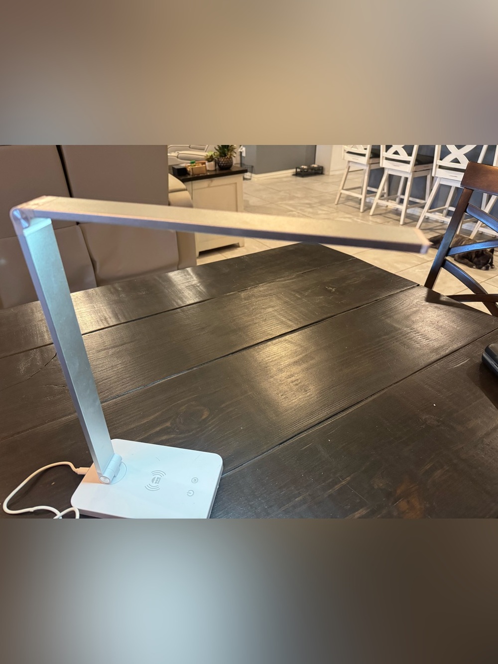 Sleek White LED Task Lamp with Touch Controls and Wireless Charging
